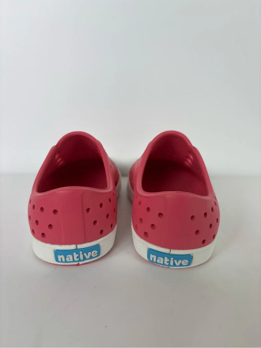 Native Kids Jefferson Pink Slip-On Water Shoes size 7